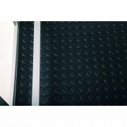 Tapis en caoutchouc pour caisse de mise bas