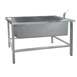 Baignoire préopératoire avec mitigeur extractible