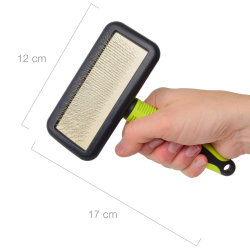 Brosses à épiler - 3 types : classique, plate et avec poignée en silicone 