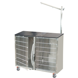 Cage d'attente avec table de toilettage