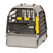 Cage de transport automobile pour chien destinée aux véhicules avec rebord de coffre élevé