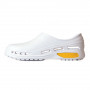 /chaussures-medicales/sabots-medicaux-ultra-legers-blancs-tailles-34-a-47-p-4004506.1-600x600.jpg