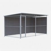 Chenil d'angle en composite WPC et panneaux grillagés - 4 x 2 m