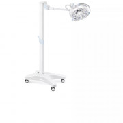 Lampe scialytique PENTALED 30 E sur socle à roulettes
