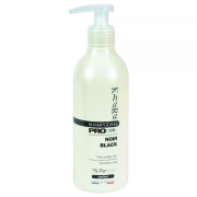 Shampoing pour chiens à pelage noir