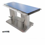 Table d'opération hydraulique pour orthopédie avec dessus radio-transparent et barres latérales