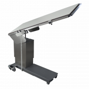 Table de chirurgie avec dessus plat et plaque translucide aux rayons X