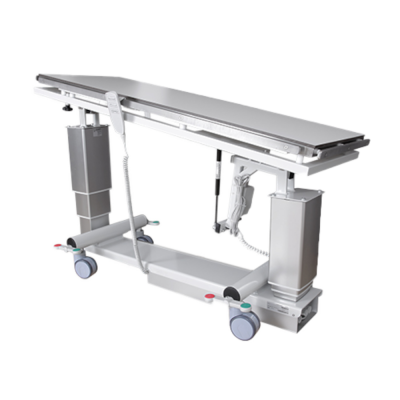 Table de chirurgie avec plateau coulissant et plaque translucide aux rayons X